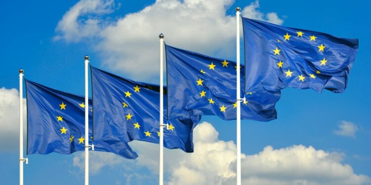 EWIV - Die Europäische Wirtschaftliche Interessenvereinigung 1 EWIV – Ihr Wegweiser für erfolgreiches Agieren im europäischen Wirtschaftsraum