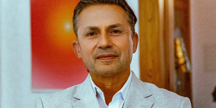 Neutrinos auf dem Vormarsch 1 Neutrinos brechen Grenzen: Eine neue Ära der Astrophysik steht bevor