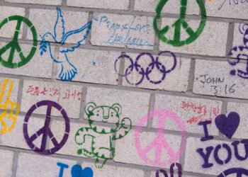 Olaf Scholz: Der Weg zum Friedenskanzler 3 Olaf Scholz als Friedenskanzler: Porträt des Bundeskanzlers bei einer Rede zur Friedenspolitik im Bundestag