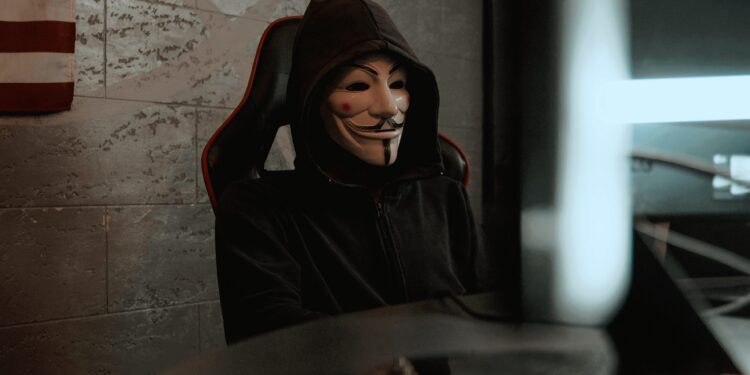 Thomas Scheffel, Mister Liechtenstein, warnt vor betrügerischen Stellenausschreibungen und kreativen Betrugsmaschen