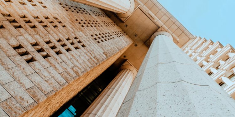 GmbH vs GmbH und Co KG Unterschiede Vergleich Haftung Immobilien Steuern Auslandsgesellschaften 1 GmbH Grafik