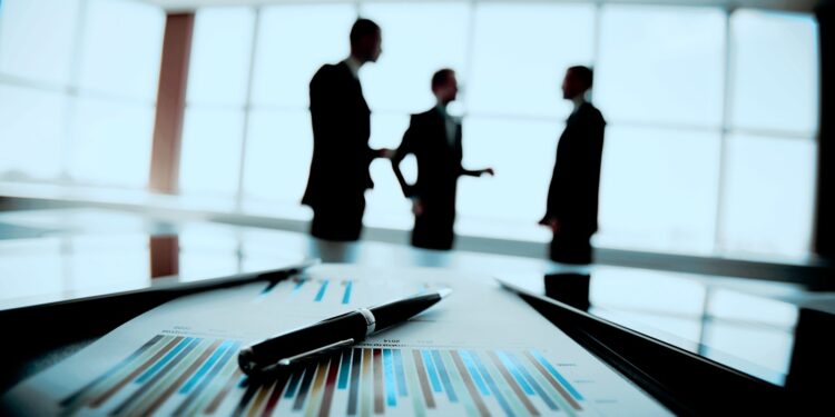 Bild Holding-Vergleich