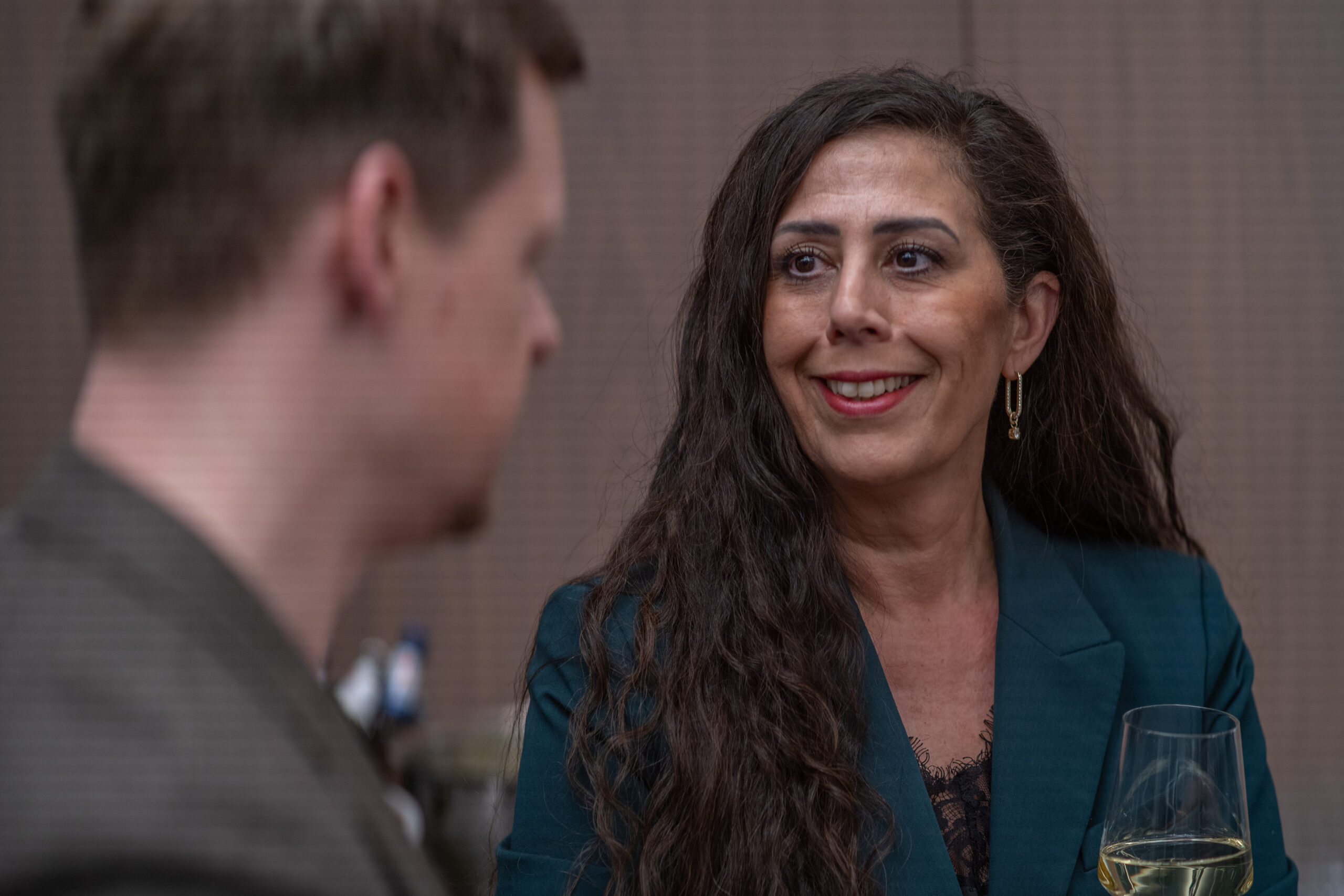 Der Zahnarzt, zu dem Kollegen zur Fortbildung kommen Der Zahnarzt, zu dem Kollegen zur Fortbildung kommen