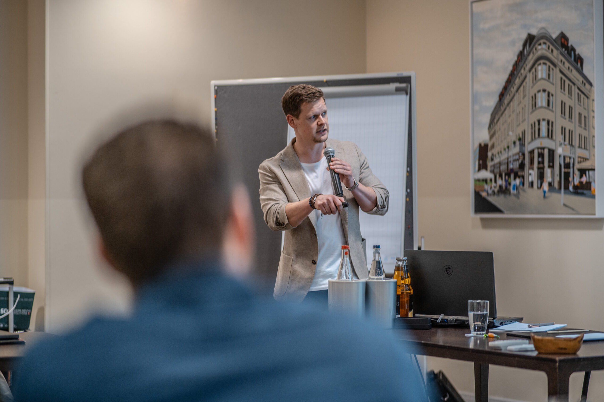 Maximilian Prill revolutioniert die Zahnmedizin in Hannover Maximilian Prill revolutioniert die Zahnmedizin in Hannover