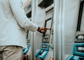 Ungarische Firma gründen – Ungarische Firma gründen: Bankenrisiken